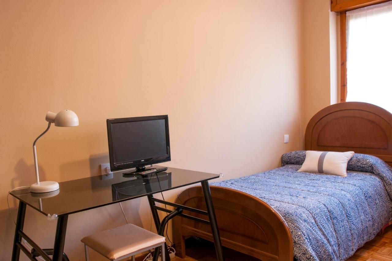 Appartement Apartamento Araceli Proximo A Clinica Oftalmologica Fdez Vega à Oviede Extérieur photo