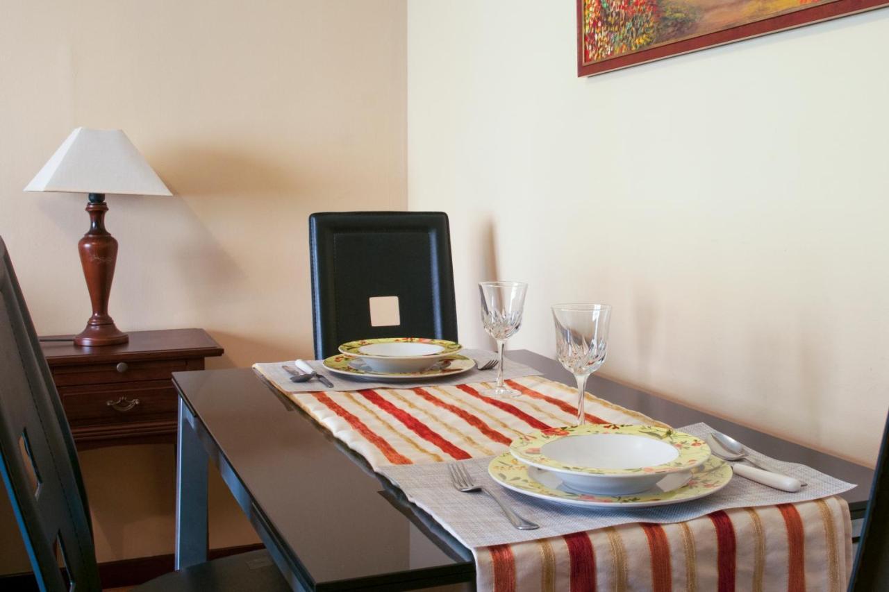 Appartement Apartamento Araceli Proximo A Clinica Oftalmologica Fdez Vega à Oviede Extérieur photo